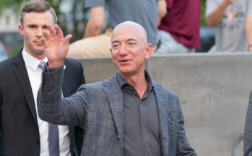 Amazon CEO Jeff Bezos has Sold Approximately $2.8 Billion Worth of Stock in the Last Week