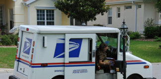 The Working Conditions of US Postal Workers Raise Concerns for Arizona Lawmakers